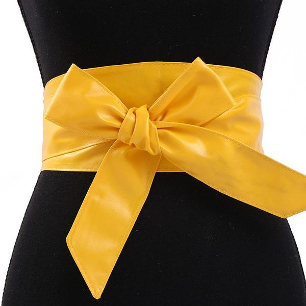 Ремни женщины зашнуруют поясной ремень черный желтый красный шире с длинным привязкой пояс галстуки с носовой косета металлический тренд тренд