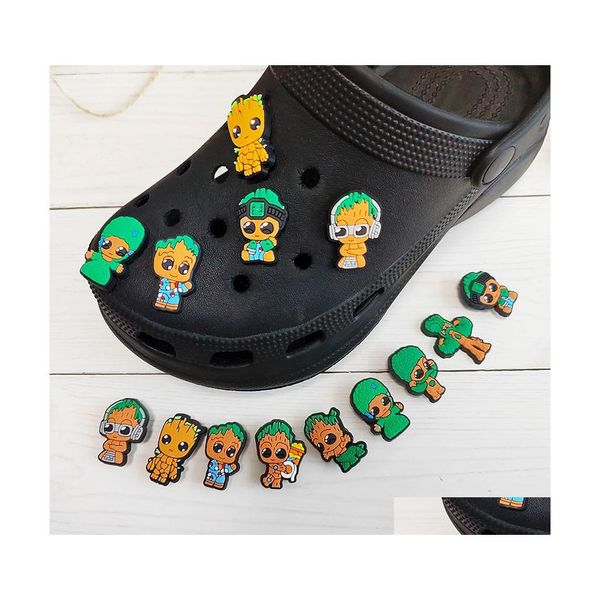 Parti di scarpe Accessori Ciondoli Ricordi d'infanzia all'ingrosso Baby Tree Elfo Regalo divertente Cartoon Croc Decorazione in PVC Fibbia Gomma morbida Dhegd