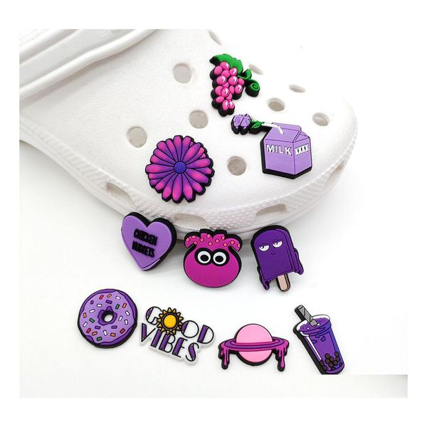 Schuhteile Zubehör Charms Großhandel Kindheitserinnerungen Niedliche Lila Gute Stimmung Cartoon Croc PVC Dekoration Schnalle Weiches Gummi C Dhmdt