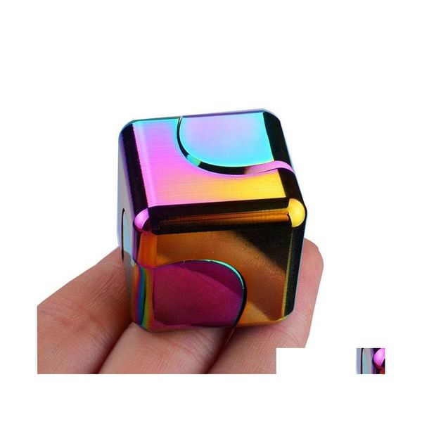 Rotazione top quadra magia da dadi a dadi cubo metal antim dito di fingertiptoys Hand Early Educational Learning Stuff Stuff Desktop Game Gifts Fo Dhlnl