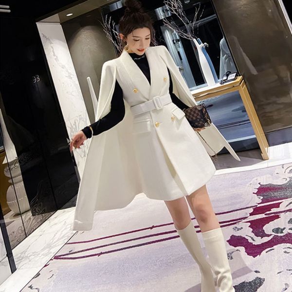Lã feminina mistura de inverno moda luminária de luxo de luxo de Deusa Socialite Design Sense White Cape Midlength Casat Poncho 230109
