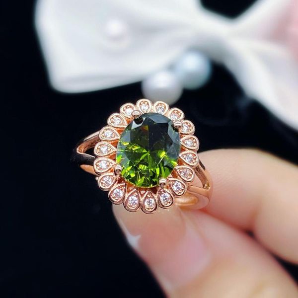 Anelli a grappolo Moda temperamento a forma di fiore simulato verde oliva tormalina colore tesoro anello regolabile per le donne gioielli eleganza
