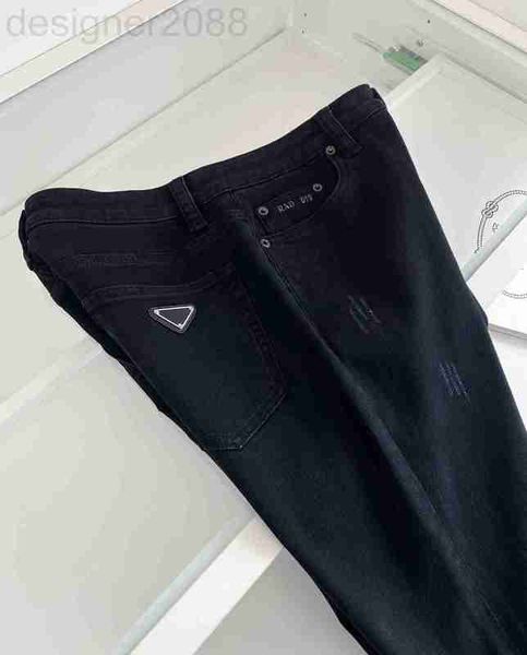 Jeans designer de jeans Autumn Winter Marca masculino Jeans Black Moda Rapped Craft Design Luxury Straight calça de alta qualidade Material de algodão Top Designer TJZ7