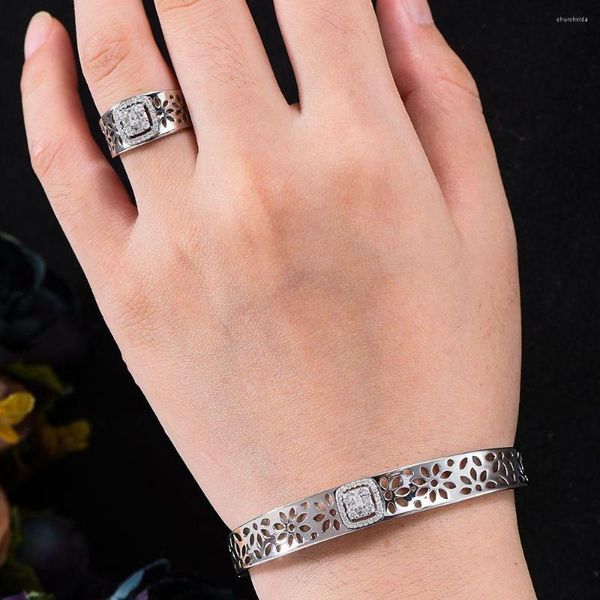Brincos de colar Conjunto de mistura retrô da moda Anel de pulseira para mulheres de casamento de noiva Senhoras perfeitas Presente de alta qualidade