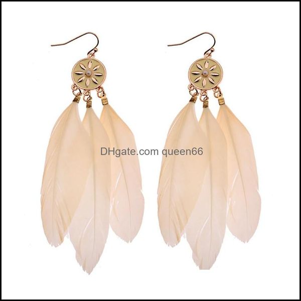 Dangle Chandelier Fashion Vintage Brincos de Fomens Bohemian Vintage Branco de Feathers White Summer Summer Gold Ladies Charme Longo Droga de Droga OTMCD