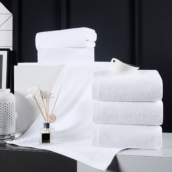 Asciugamano per il viso bianco spesso con logo personalizzato ricamato Asciugamani in cotone solido al 100% per la casa dell'hotel Prendere le sorgenti termali Asciugamano per salone di bellezza Spa 35x75 cm 150 g