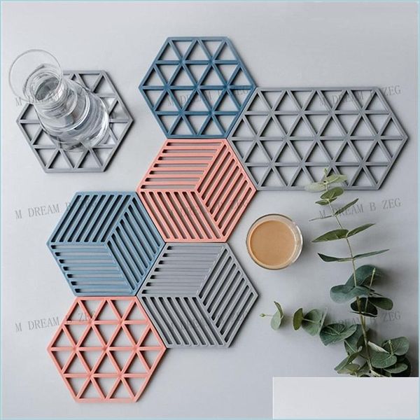 Mats Pads Pvc Tea Coaster Tovaglietta antiscivolo Tovaglietta resistente alle alte temperature Insation Pad Hollow Presina Ciotola Antiscottatura Plastica Drop Dhjui