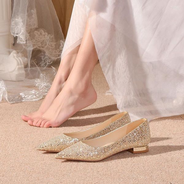 Vestido sapatos de fundo liso casamento feminino de inverno 2023, que cansado ser usado por mulheres grávidas todos os dias