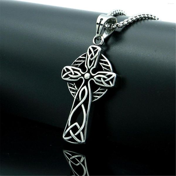 Anhänger Halsketten Irisches Hochkreuz Keltische Amulette Für Männer Frauen Edelstahl Retro Irland Stil Hohle Halskette Cros Cheilteach
