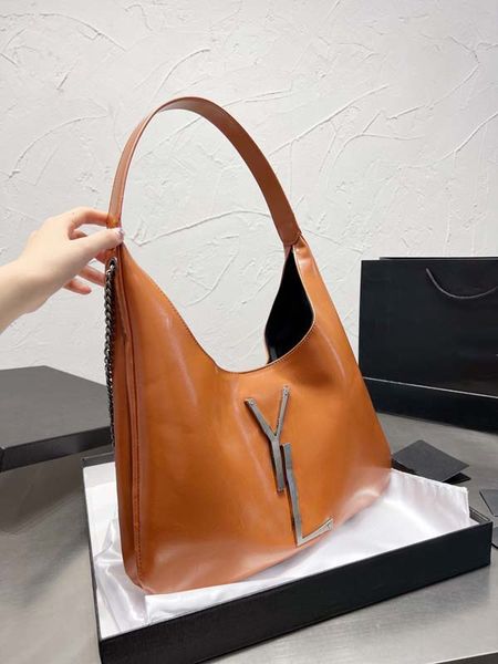 Gürteltasche, Designer-Handtasche aus Leder, Avenue-Schultertasche. Klassisches, luxuriöses importiertes Rindsleder, um ein modisches und vielseitiges Stück Baumwollkleidung zu schaffen. Einkaufstasche