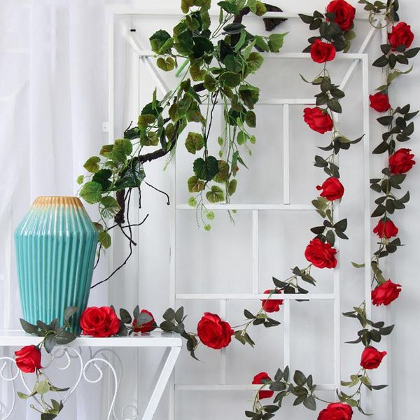 Fiori decorativi 4pcs 2M Simulazione Rose Vine Decorazione floreale finta Casa Indoor Tubo Soffitto Pianta Parete Matrimonio Striscia Ghirlande in rattan