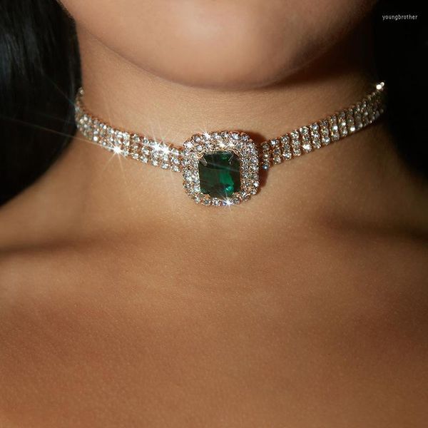 Collana girocollo di lusso con strass di cristallo verde quadrato per donna Accessori Y2K Gioielli scintillanti con catena clavicola