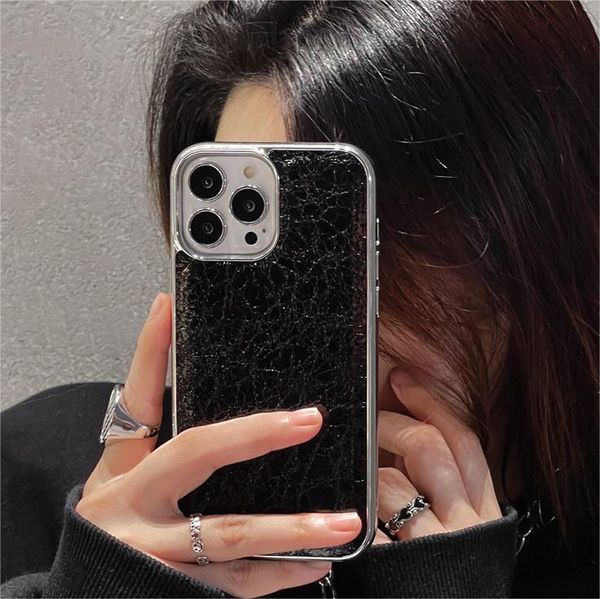 Especail Couro PU exclusivo é clássico para iPhone 14 Pro Max 14Plus 13Promax 12 11 XS XSMAX 7 8 Plus Cobrar Apple iPhone Cool Hard Case Eletroplatada Cor