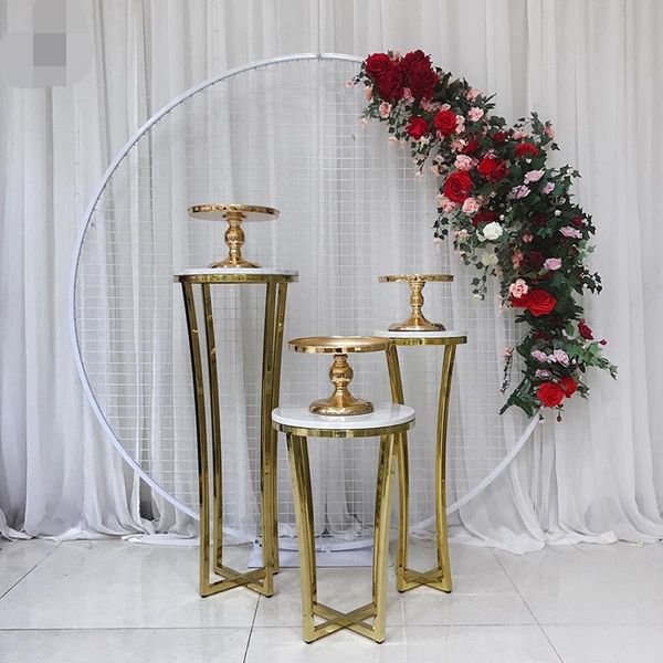 Abastecimento festivo Outro grande evento Grande evento Casamento Arch Road Road Flor Stand Stand Gold Plinth Cinths Tecles de sobremesa de mesa de mesa