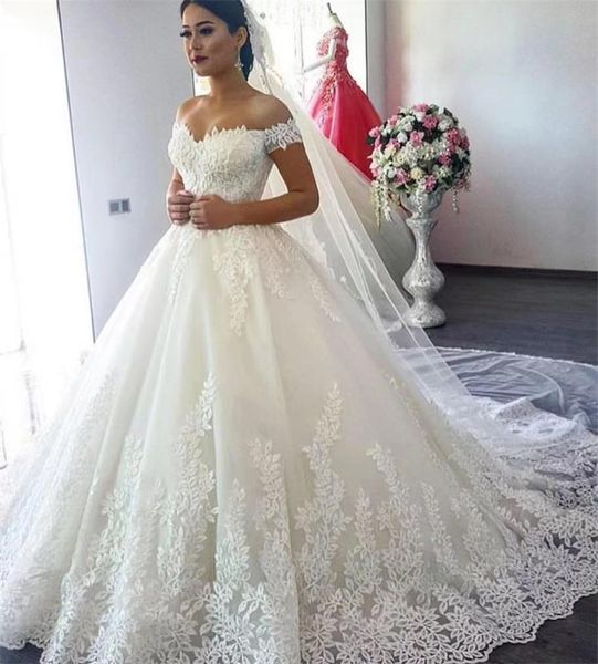 Nuovo abito da sposa Produttori di abiti da trascinamento taglia spalla in Europa e America all'ingrosso DM68