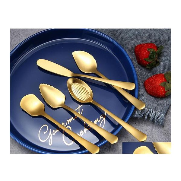 Cucchiai Cucchiaino da caffè in acciaio inossidabile 304 Simpatico gelato Dessert Budino Miscelazione Coltello per burro color oro Consegna a goccia Kit giardino domestico Dhe5F