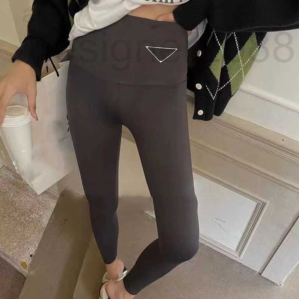 Leggings da donna Designer Womens sport workout fantasia donna Yoga Slim Pants Donna Legging stretto con lettere stampate Vita di alta qualità Lady 1MVG