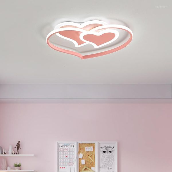 Lustres modernos teto led lustre lustre rosa em forma de coração Painel de controle remoto Luz de estudo Bedroom decoração de decoração de lâmpada de superfície