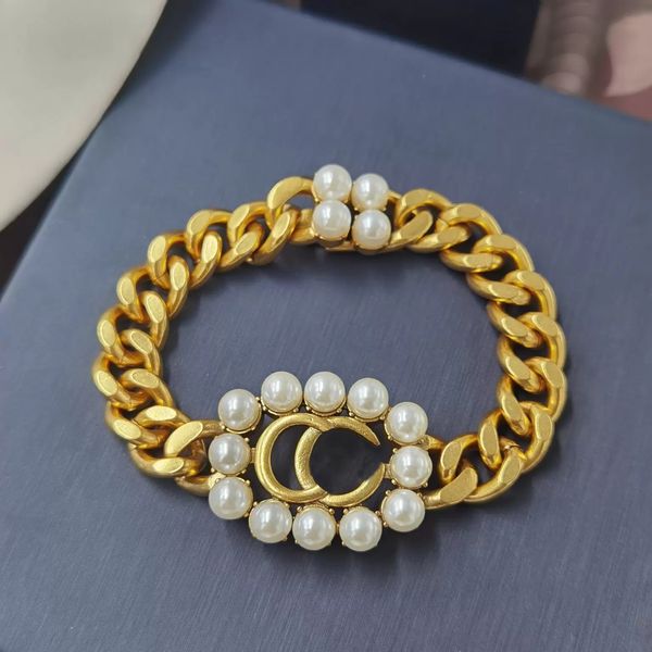 Bracciale a catena alta classica Collana con orecchini a bottone Spilla Set di fermagli per capelli Splendidi orecchini da sposa da sposa Personalità Design Accessori da donna Festa