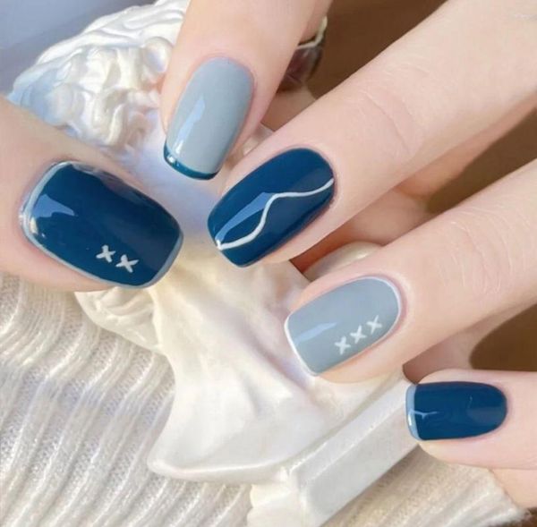 False unhas pequenas manchas de unhas frescas vestindo falsas celebridades da internet temperamento diy