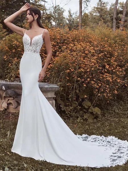 Hochzeitskleid Charmantes Elfenbein 2023 Ankunft Sexy tiefer V-Ausschnitt rückenfrei Meerjungfrau Satin Brautkleid Spaghettiträger Abendkleider