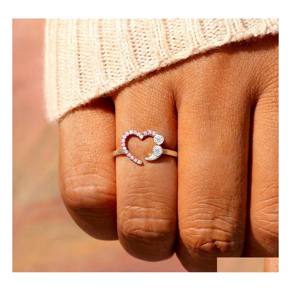 Con pietre laterali Ins Fashion Heart Rings Creative To My Daughter Never Give Up Love Finger Ring Gioielli con strass Drop Delivery Dh7Fm