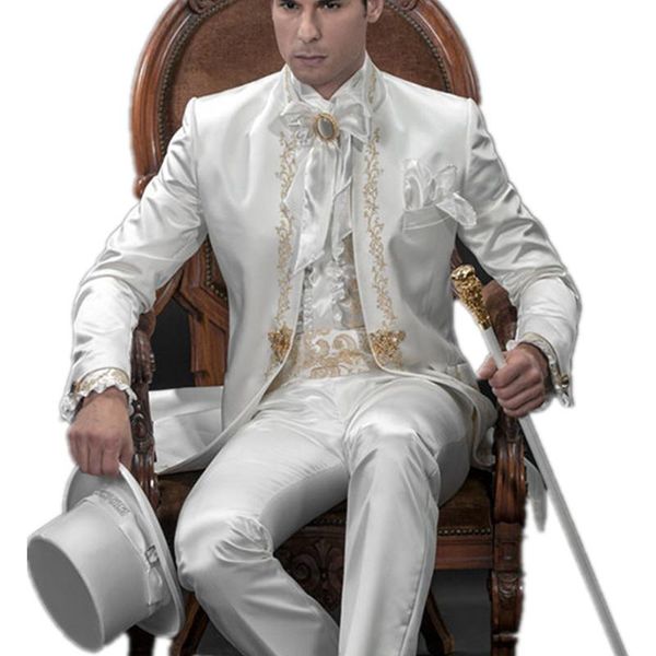 Herrenanzüge Blazer Stilvolle Bräutigam Anzug Weißer Hochzeits Bräutigam Gold Spitze Stickerei Custom Jacke Hosen Girdlemen's's