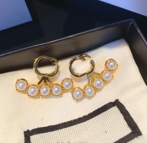 Fashion Fan Pearl Charm Ciondola orecchino aretes Luxury Designer Gold Doppia lettera Ear Stud Drop Eardrops per il regalo di gioielli da sposa per feste da donna