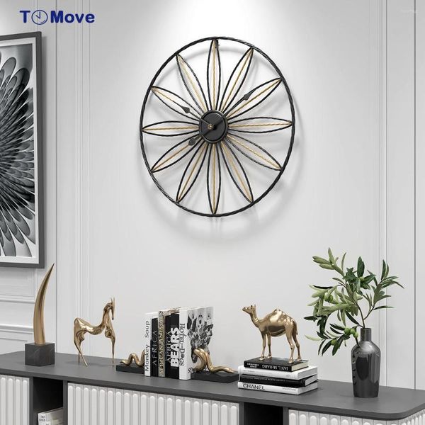 Relógios de parede relógio de ferro grande moern design quartzo mudo bateria operada a decoração de sala de estar com vigor de penduramento vazio