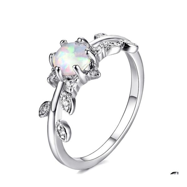 Cluster-Ringe 10 Stück 1 Lot Trendy Hochzeit Schmuck Feueropal Edelsteine Silber Russland Amerikanisch Australien Frauen Geschenk Drop Lieferung Ring Dhscz