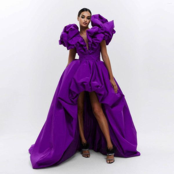Partykleider 2023 Est Lila High Low Prom Chic-Stil V-Ausschnitt Puffärmel Langes Abendkleid Arabische formelle Galakleider