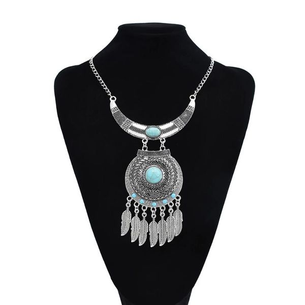 Colares pendentes Bohemia Gypsy Feather Tassel Colar Round Silver Silver Vintage Ladies Personalidade Jóias de Pedra Acrílica