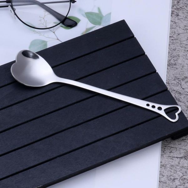 Cucchiai 4 pz/set Moda Matrimonio Festa Stoviglie Cucchiaio a forma di cuore Cucchiaino portatile Squisito gadget da cucina in acciaio inossidabile Coffee1