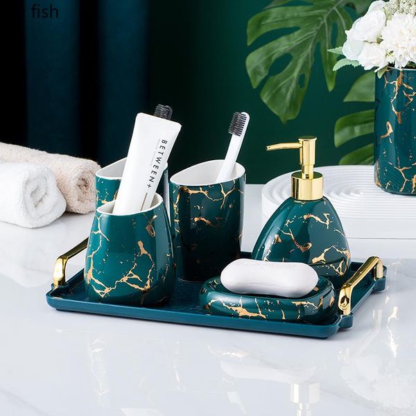 Set di accessori per il bagno Bottiglie di lozione per sapone per le mani in ceramica semplice Tazze per collutorio Gel doccia Bottiglia per shampoo Portaspazzolino per la casa Piatto in melamina