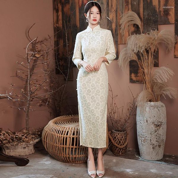 Ethnische Kleidung Beige Braut Hochzeit Chinesisches Kleid Sexy Femme Cheongsams Klassischer Stehkragen Qipao Vintage Orientalisches Promi-Kleid Abschlussball