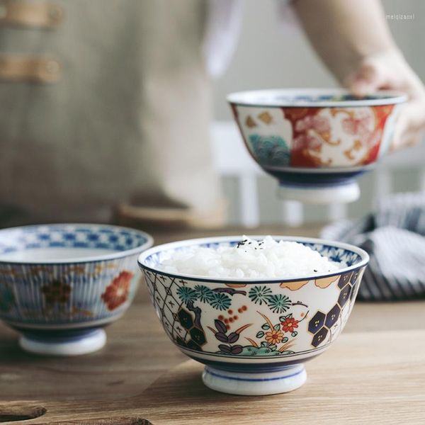 Tigelas estilos japoneses 4,5 polegadas Cerâmica fofa tigela pequena para arroz em casa pintada de cor decorativa e pinturas