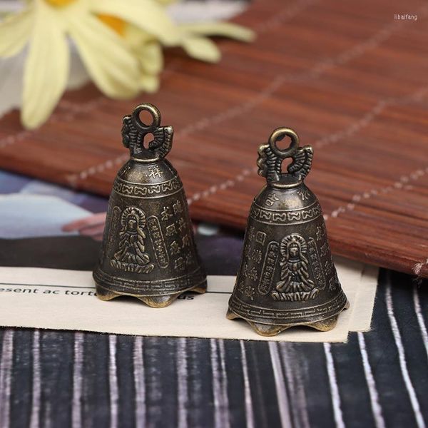 Estatuetas decorativas Bell antigo Bell China Mini escultura de cobre de bronze para Guanyin Shui Feng Invite Buddhis Buddhismo