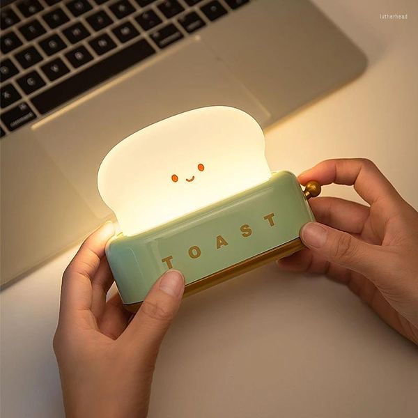 Luci notturne LED Macchina per il pane Luce USB Ricaricabile Camera da letto Comodino Lampada da tavolo Toast per dormire Interruttore divertente Umorismo Ragazza regalo