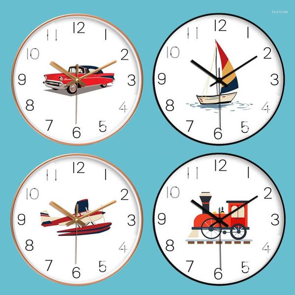 Orologi da parete Nordic Creativo Cartoon Car Plane Sailing Train Colock Forma rotonda 10 12 pollici Mute Home Room Decor