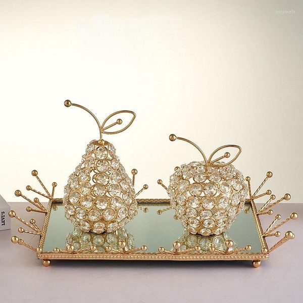 Estatuetas decorativas 3D Crystal Ornament Bling Rhinestone Pear Apple Bandeja de ferro forjado Bandeja de morto resistente a casamentos para festas de casamento Decoração