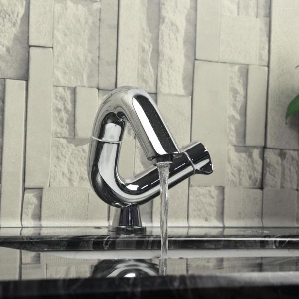 Banyo lavabo musluk musluk kişilik bakır bakır chrome z şekli gövde 360 ​​derece döner yıkama havzası soğuk su