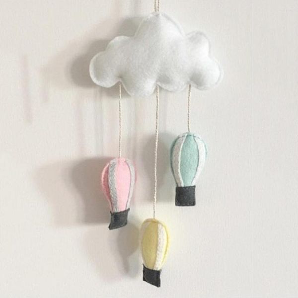 Figurine decorative Hanging Cloud Air Balloon Ornament Baby Bed Tent Pendant Kids Room Decor