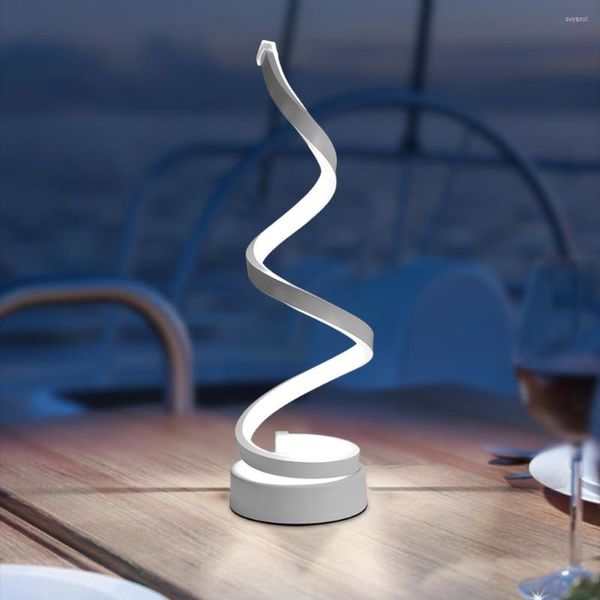 Masa lambaları Modern LED Spiral Lamba Masa Başucu Oturma Odası Yatak Odası Dekorasyonu için Akrilik Demir Kavisli Işık Eu Fiş