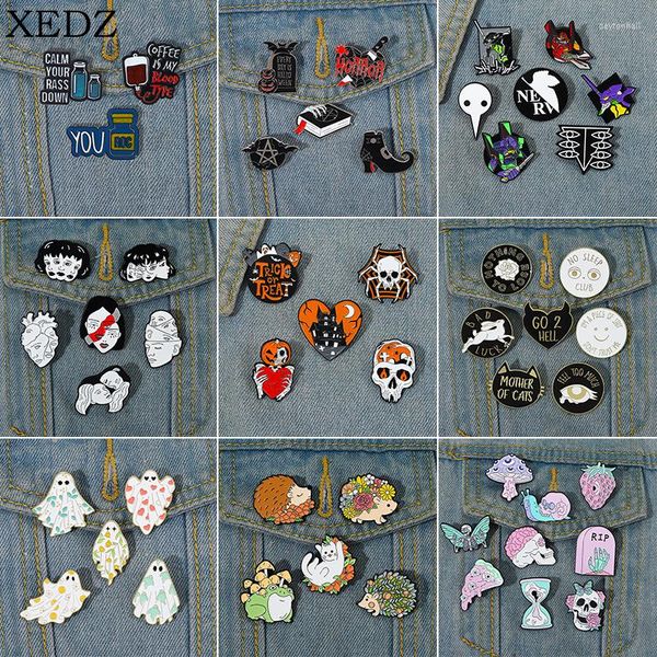 Spille 2-9 pezzi/set Collezione Punk Gotica Spille smaltate Teschio personalizzato Spilla da strega Distintivi di Halloween Gioielli di moda Regali per gli amici Bambini