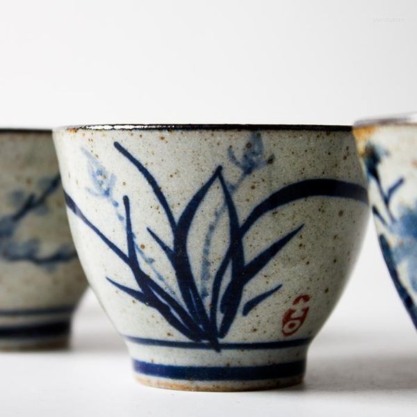 Fincan tabakları 4 stil /lot el boyalı Chrysanthemu Çin çömlek çay fincanı erik çay bardağı Set Teaware Kase Tören Kahve Kupaları Bambu