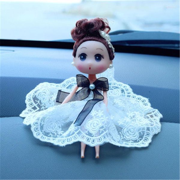 Decorações de interiores pequenos fofos de moda feminina boneca de boneca de bonecas de carro festejo de modelos de decoração de modelos