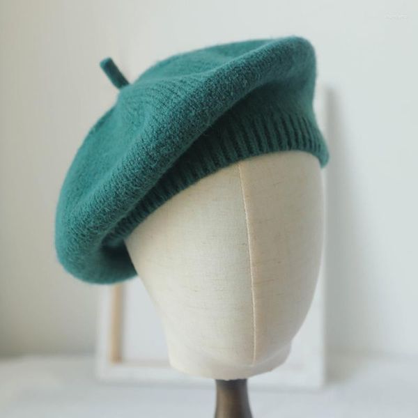 Berretti Cappelli invernali per le donne Berretto lavorato a maglia morbido Tinta unita Retro Art Pittore Cappello di zucca Peluche Ricamo Ottagonale Berretto casual Ragazze