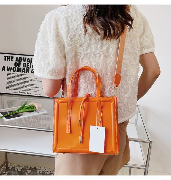 Дизайнерская сумка PU квадратные сумки для женщин, новые сумки, мини -сумка, женщина, мода, сумочка, простальная кошелька