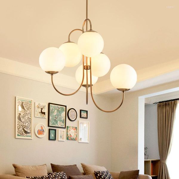 Lâmpadas pendentes Design nórdico Luzes de vidro branco 6 cabeças Golden Suspension Lamp Art Deco Living Room Restaurant Decoration for