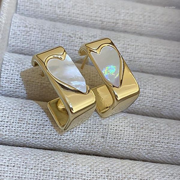 Orecchini per borchie Uilz Sushere romantico Forma del cuore Orecchie di simmetria per grande colore in oro quadrato gioiello di moda coreano 2023 ULE63